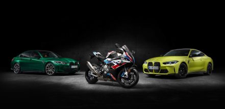 2021-BMW-M1000RR-superbike-02