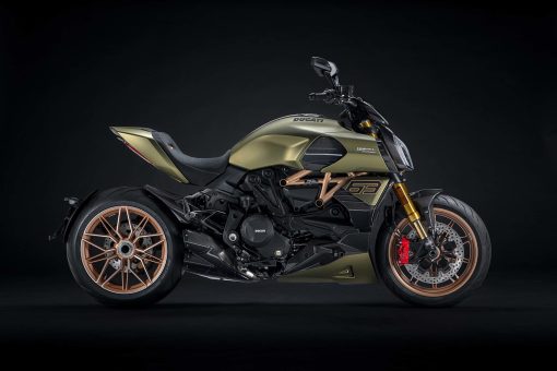 2021-Ducati-Diavel-1260-Lamborghini-03
