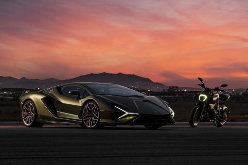 2021-Ducati-Diavel-1260-Lamborghini-57
