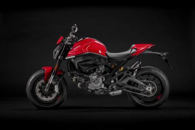 2021-Ducati-Monster-Plus-21