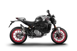 2021-Ducati-Monster-Plus-27