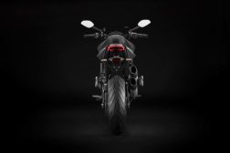2021-Ducati-Monster-Plus-28