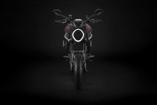 2021-Ducati-Monster-Plus-39