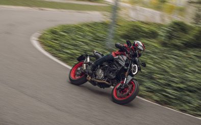 2021-Ducati-Monster-Plus-56