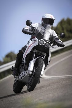 2023-Ducati-DesertX-press-launch-53