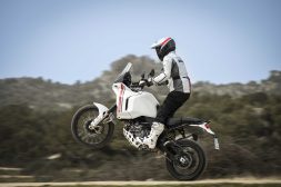2023-Ducati-DesertX-press-launch-74