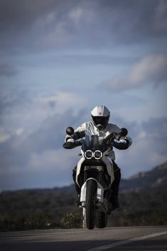 2023-Ducati-DesertX-press-launch-77