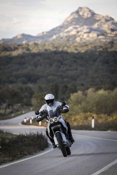 2023-Ducati-DesertX-press-launch-79