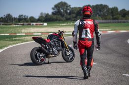 2023-Ducati-Monster-SP-51