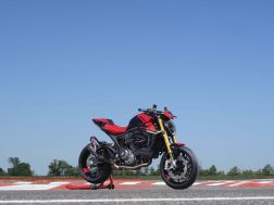 2023-Ducati-Monster-SP-58