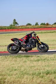 2023-Ducati-Monster-SP-88
