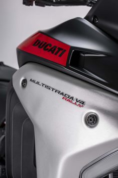 2023-Ducati-Multistrada-V4-Rally-122